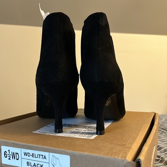 NWT Journey boots - Picture 4 of 8